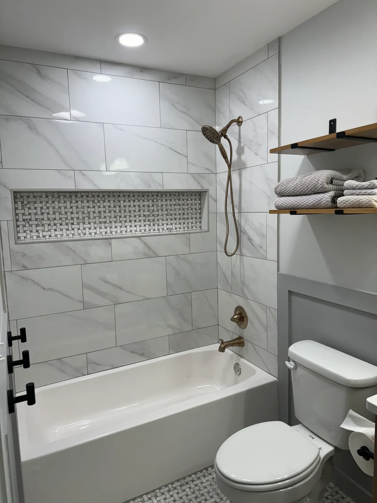 Italian Marble Bathroom - Image 1
