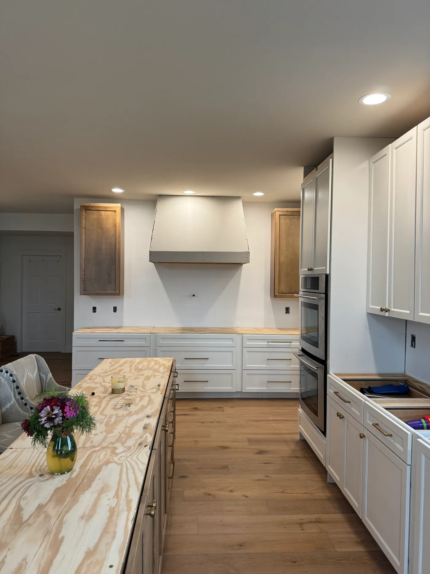 Kitchen & Fireplace Mantels